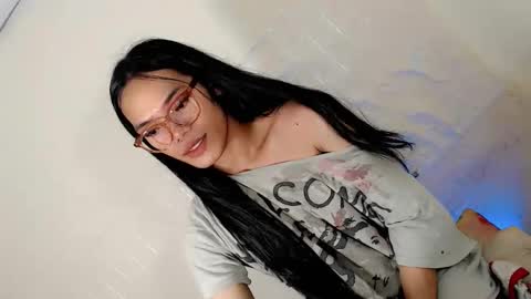 the_horny_bella online show from April 14, 8:36 pm