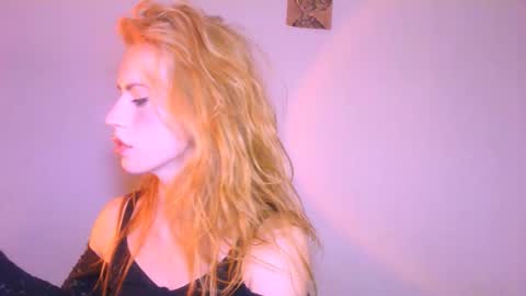 Yolanda online show from February 3, 6:02 pm