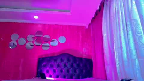 tiffanymackensyy69 online show from March 4, 1:34 am