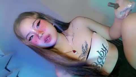 tight_elliana online show from April 10, 10:59 pm