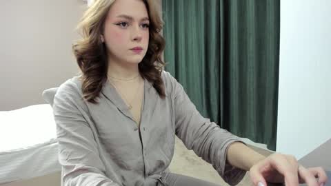 Snapshot of torinova chatting on December 8, 12:35 am         online show from December 8, 12:35 am