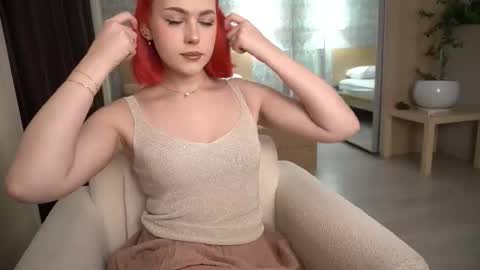 Snapshot of torinova chatting on October 4, 4:35 am         online show from October 4, 4:35 am