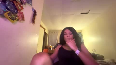 tracy227 online show from November 9, 10:43 pm