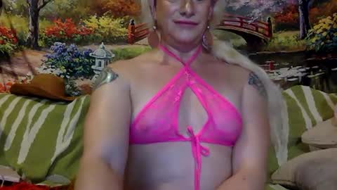 TrannyCumSlut online show from February 23, 10:17 am