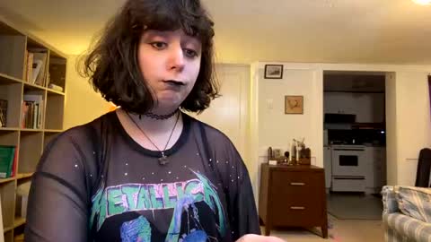 Snapshot of transcumchalice chatting on September 11, 1:37 am Mercy online show from September 11, 1:37 am