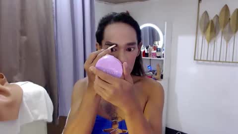 transeugene1990 online show from April 8, 8:26 am