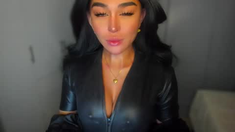 ALMIGHTY GODDESS VALENTINA online show from December 29, 6:38 pm