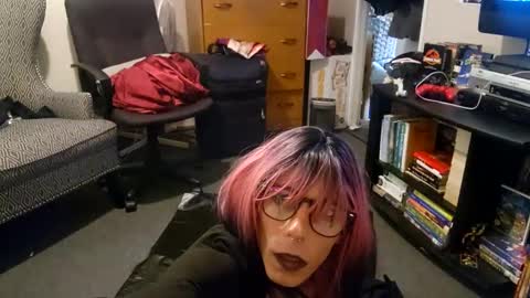 TraplutLexxxi online show from February 1, 6:21 am