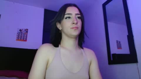 triana_damelio online show from December 2, 2:14 am