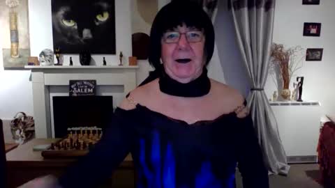 trinity1011 online show from November 13, 6:55 am