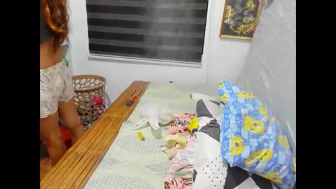 ts hugecock top online show from February 26, 1:52 pm