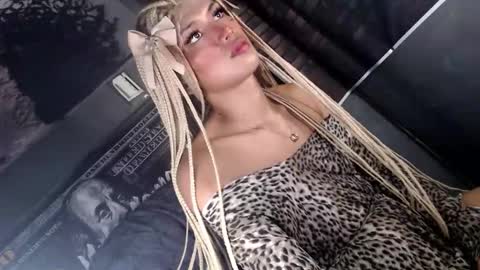 Lexi Fox online show from March 2, 7:15 am