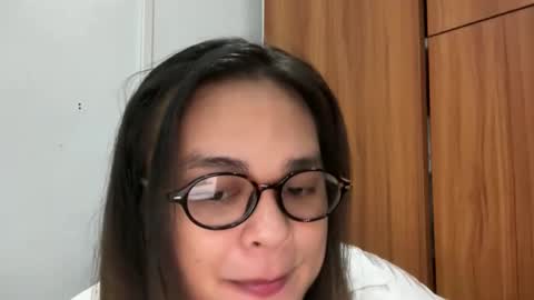 YANNY online show from April 8, 8:43 pm