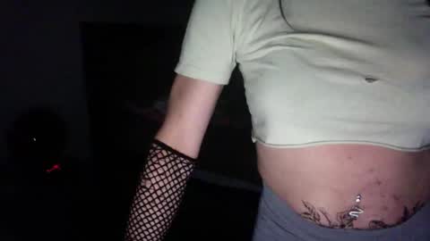 tscarlahdez online show from April 27, 5:28 am