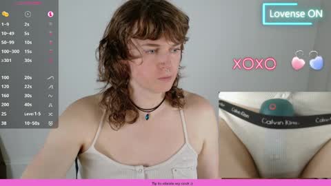 Ellie Ryder online show from March 26, 11:30 pm