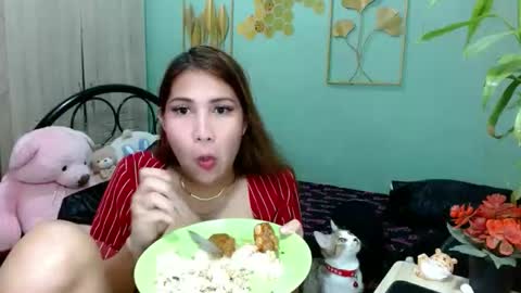 SHENA  online show from November 7, 11:43 am