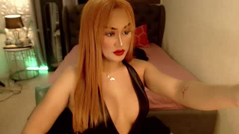 SEDUCTIVEmistresCUMS online show from October 25, 6:36 pm