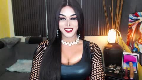 Nicoleeee online show from April 30, 8:08 am