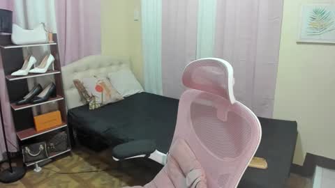 tsuncutrhein online show from September 18, 6:18 am