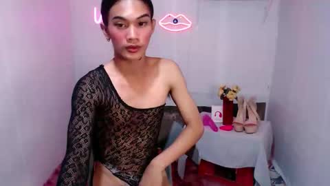 twink clint online show from October 17, 8:01 pm