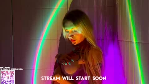 Molly and Nick online show from April 18, 7:07 pm