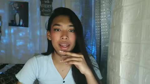 Ms. Criza online show from January 19, 4:21 am