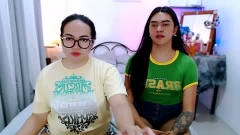 almira online show from July 8, 11:03 am