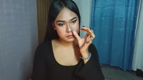 Snapshot of urasians_cummer chatting on September 29, 10:04 am Pau online show from September 29, 10:04 am