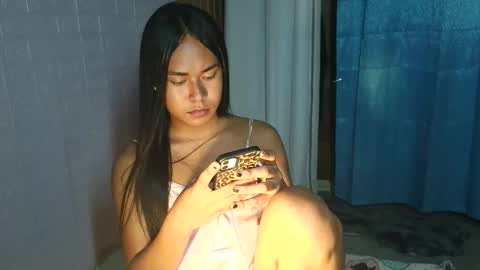 Snapshot of urasians_cummer chatting on September 30, 10:15 am Pau online show from September 30, 10:15 am