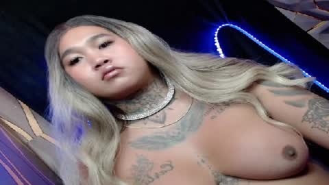 Maxxie online show from May 21, 7:48 am