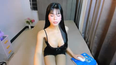 Im your doll maica online show from April 7, 4:57 am