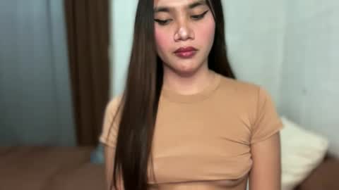 urhottylicious_cum online show from March 14, 10:19 am