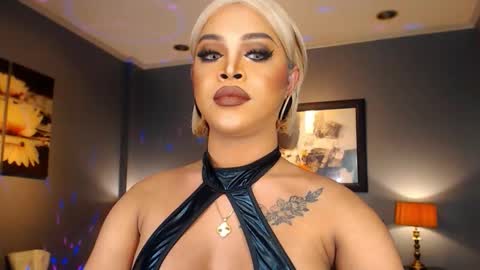 UrMajestyTyra online show from February 2, 1:37 am