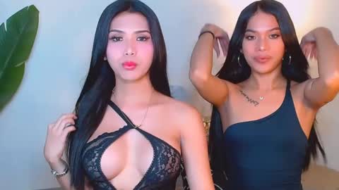 urwildest_margaret online show from April 9, 11:16 am