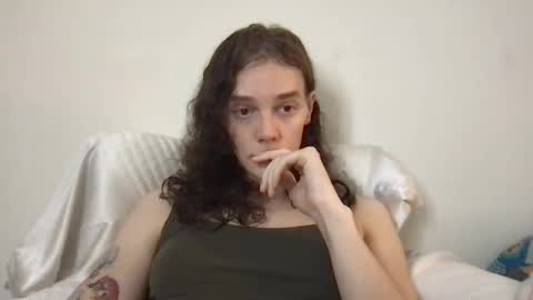 Snapshot of usedbooty chatting on January 4, 2:14 am Bianca Winter online show from January 4, 2:14 am