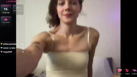 Snapshot of usedbooty chatting on September 29, 8:19 pm Bianca Winter online show from September 29, 8:19 pm