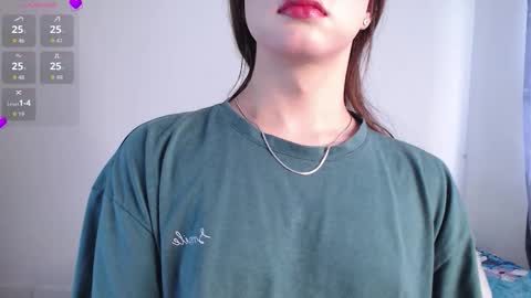 IG-valen mendoza99  twitter valenthompson99 online show from April 2, 7:56 pm