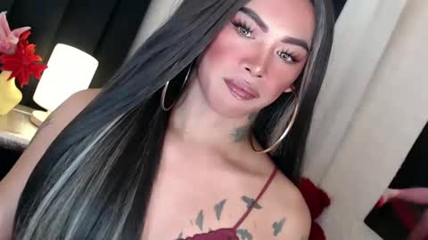 Snapshot of valentina_goddess_tsxxx chatting on January 14, 11:27 pm Amanda online show from January 14, 11:27 pm