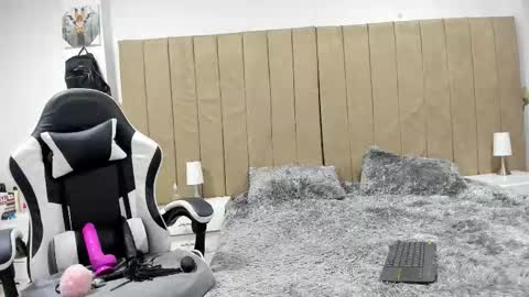 valery online show from March 15, 7:55 am