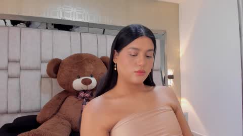 valerycooper23 online show from February 20, 8:22 pm