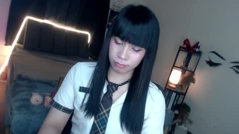 veniceseduction online show from March 18, 1:10 pm