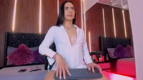 Ariana  online show from March 26, 5:44 am