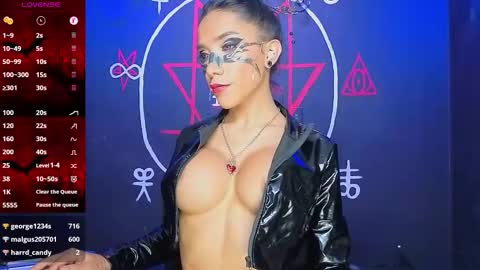 Victoria Vampire online show from November 8, 6:19 pm