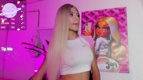 Snapshot of violeta_prince chatting on October 22, 11:30 pm Violeta Princess Please help me with your thumbs up its important online show from October 22, 11:30 pm