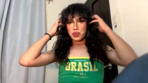 Violet online show from January 3, 1:58 pm