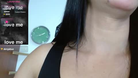 VITTORIA  online show from January 16, 1:36 pm