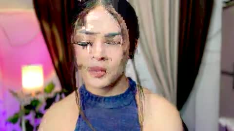 Hi Im LOVIE Please dont forget to follow and thumbs up me online show from January 12, 4:36 pm