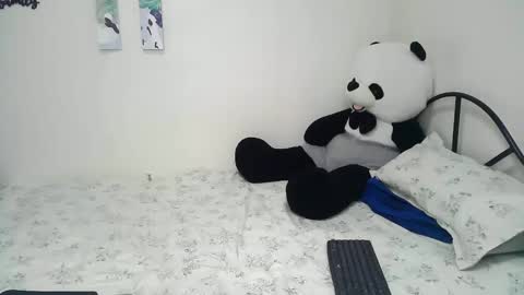 Snapshot of wildtightass chatting on January 30, 7:29 am Rhean online show from January 30, 7:29 am