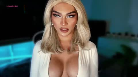 Julia online show from September 27, 4:43 am