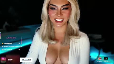 Julia online show from October 5, 6:07 pm